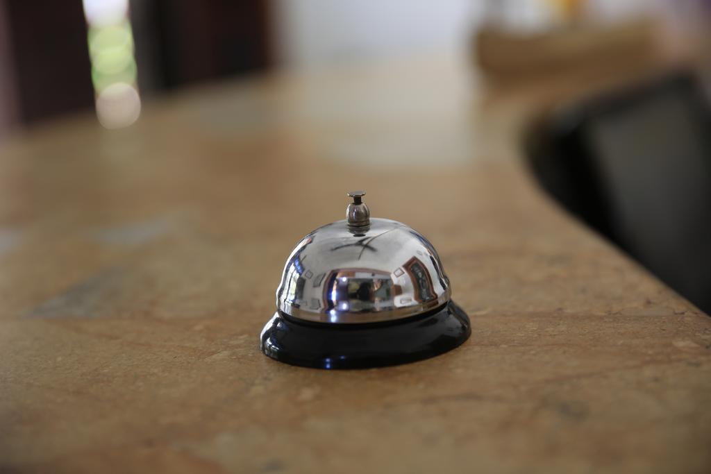 Hostal Pelikan ตากังกา ภายนอก รูปภาพ